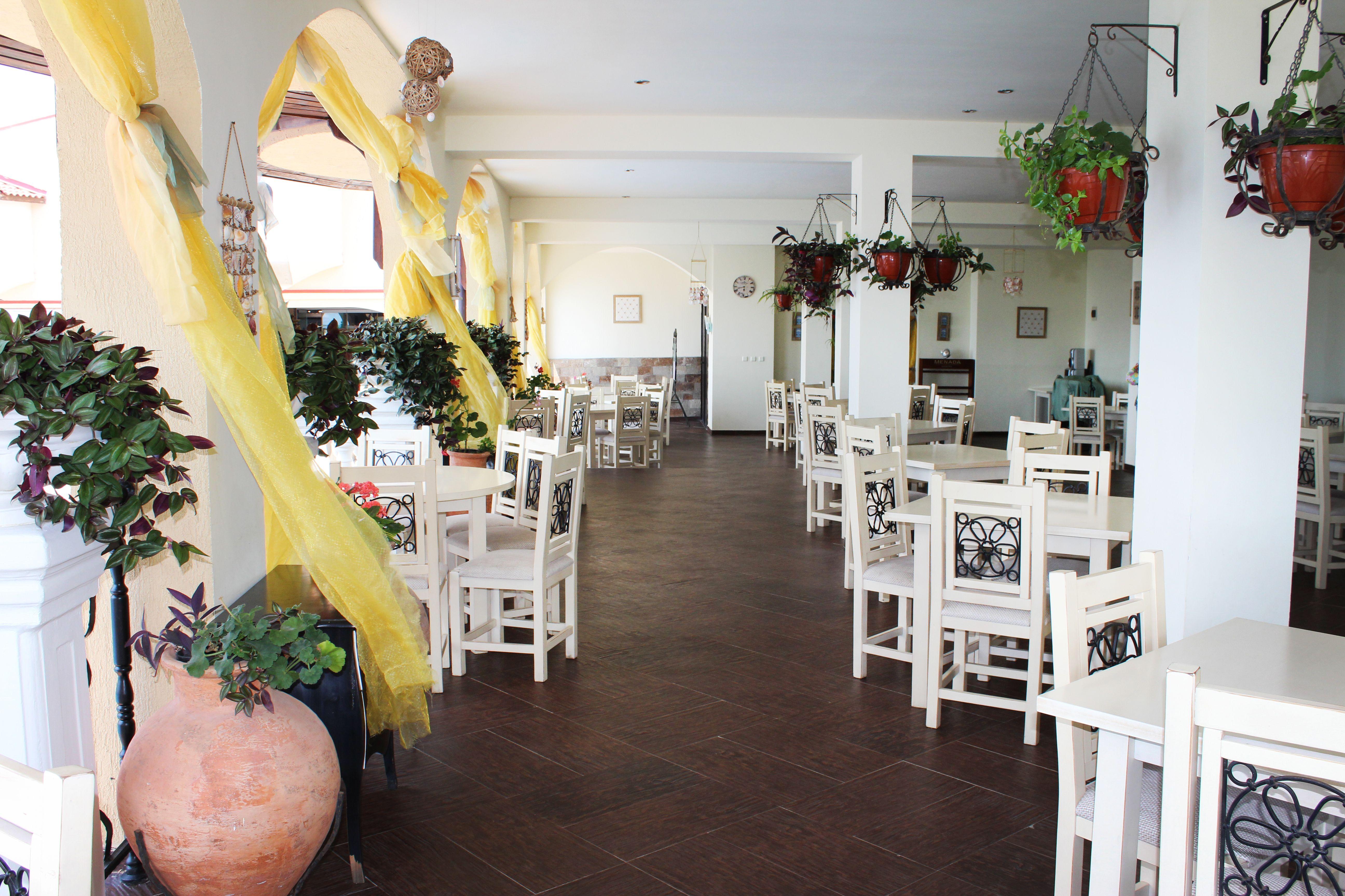 Atrium Beach Hotel النايت المظهر الخارجي الصورة
